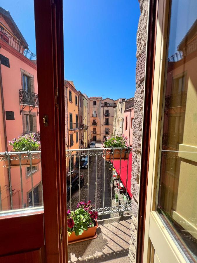 Hotel La Vecchia Torre Bosa Pokoj fotografie